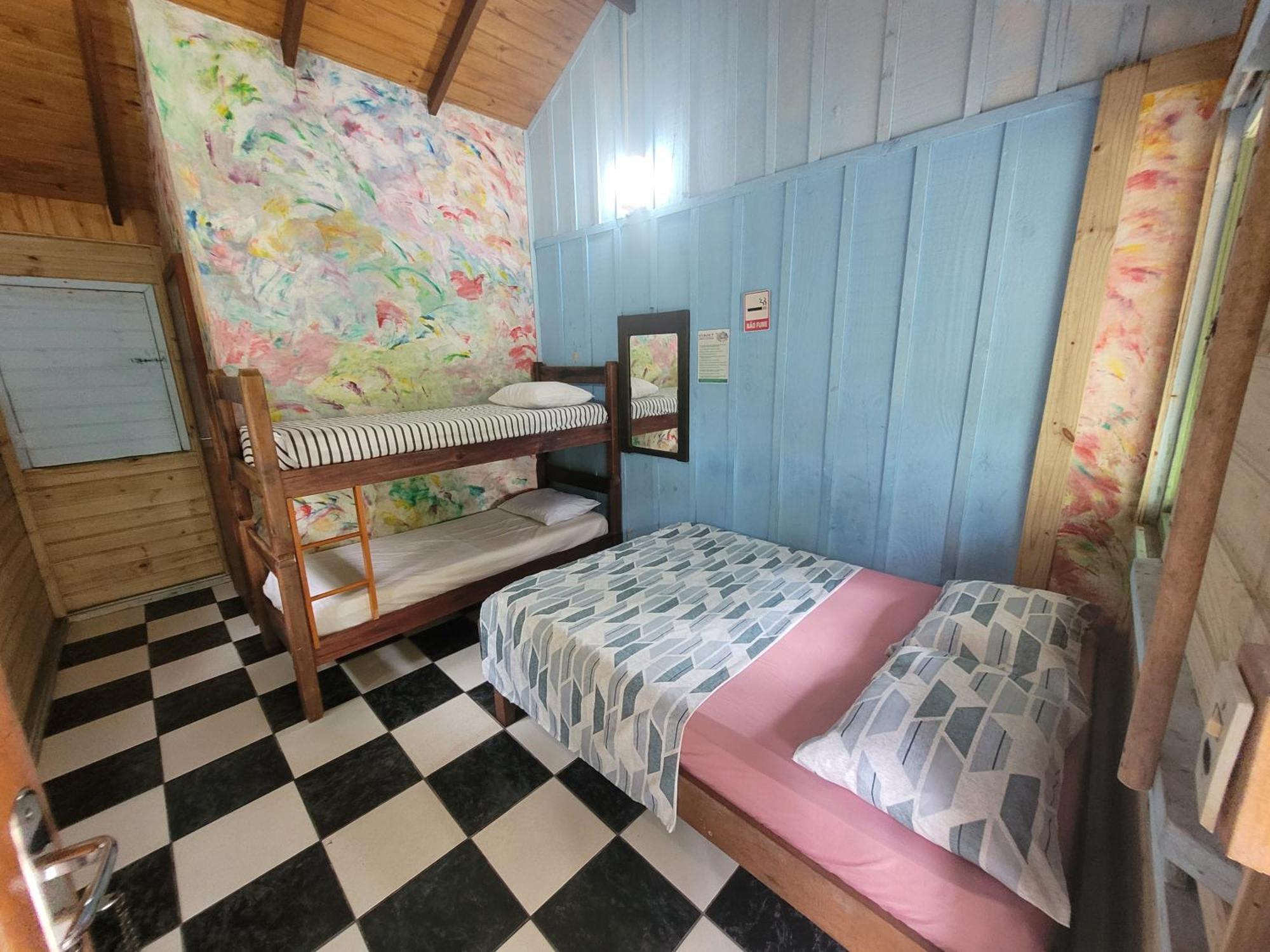 Pousada E Camping Do Clodo Ilha do Mel Eksteriør billede
