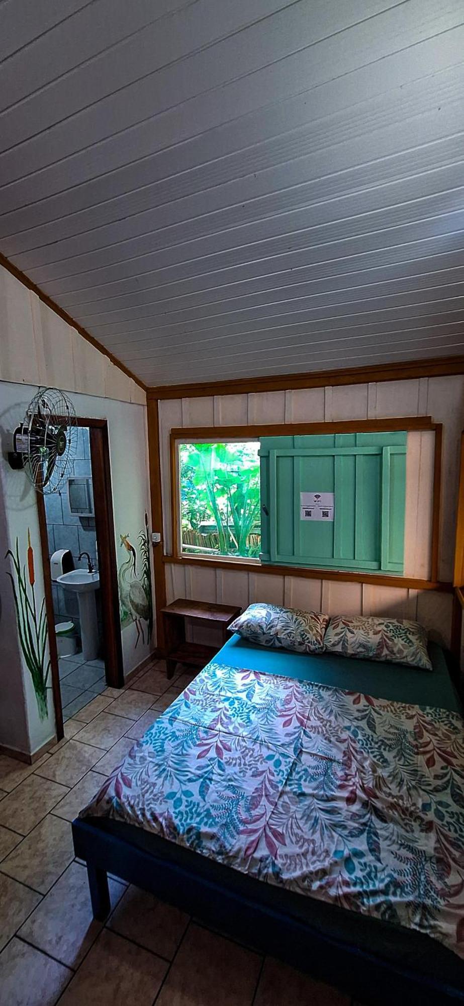 Pousada E Camping Do Clodo Ilha do Mel Eksteriør billede